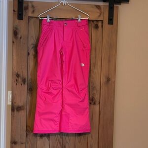 The North Face Girls size 10-12, Bright Pink Snow Pants NWOT never worn